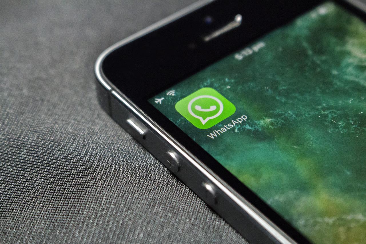 WhatsApp: versão permite esconder status online